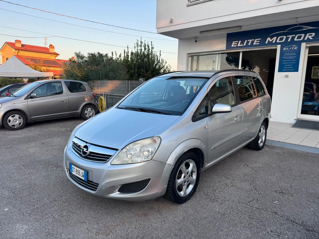 Opel Zafira 1.6 16V ecoM 94CV Cosmo