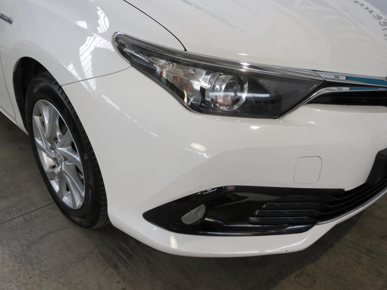 Toyota Auris Touring Sports 1.8 Hybrid Active