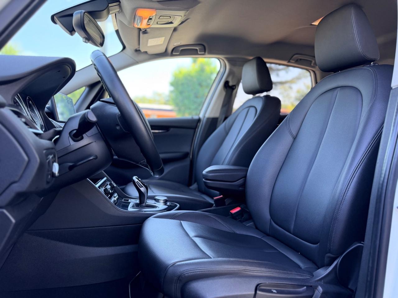 Bmw 2er Active Tourer 220d Luxury aut.