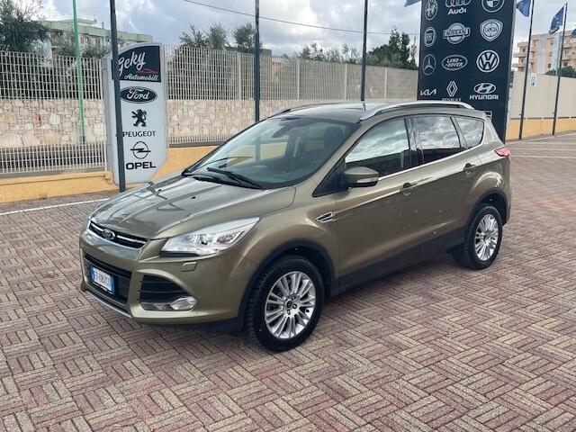 Ford Kuga 2.0 TDCI 140 CV 4WD Titanium