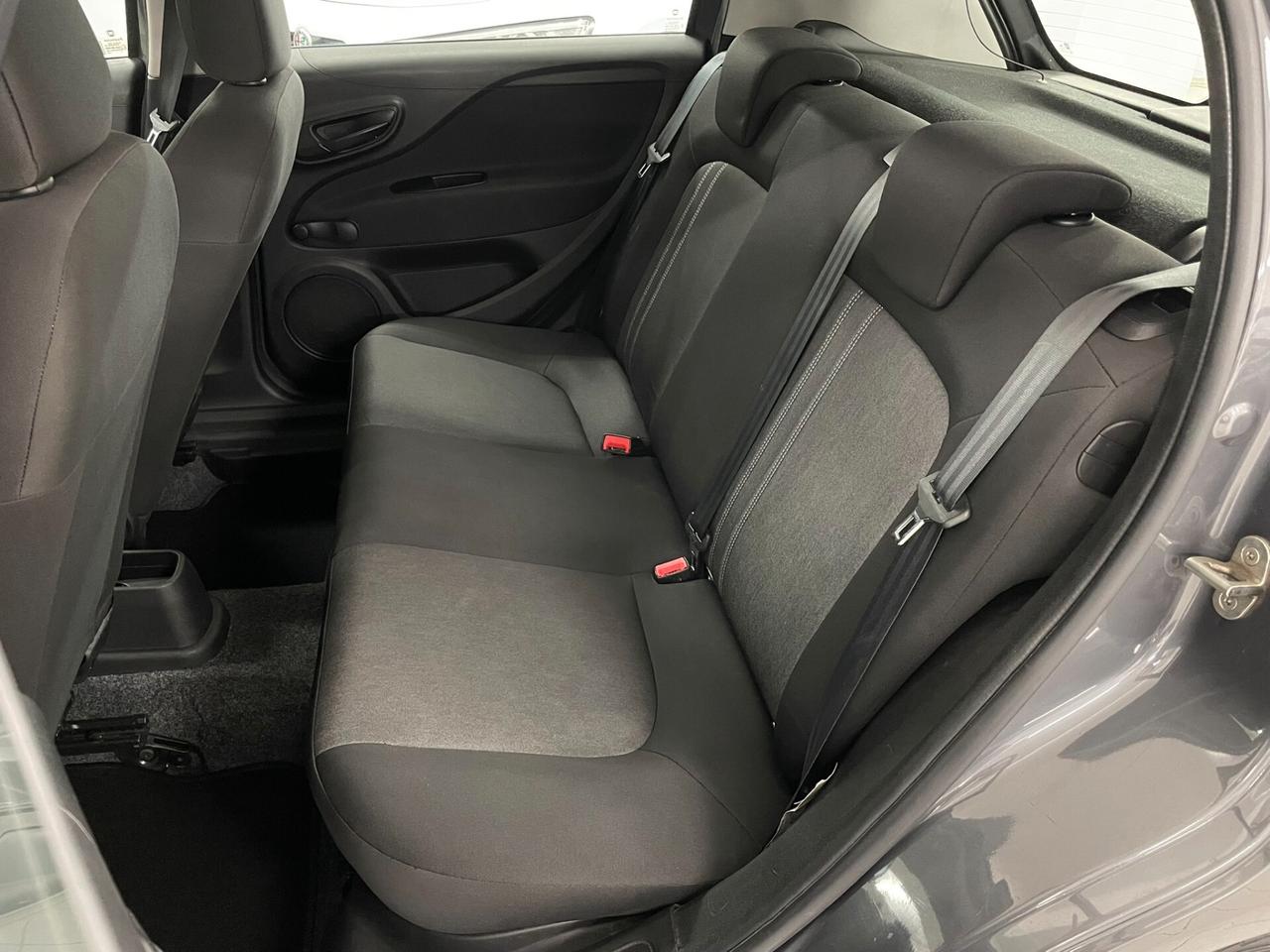 Fiat Punto 1.2 69 CV STREET 5P GOMME NUOVE TAGLIANDATA