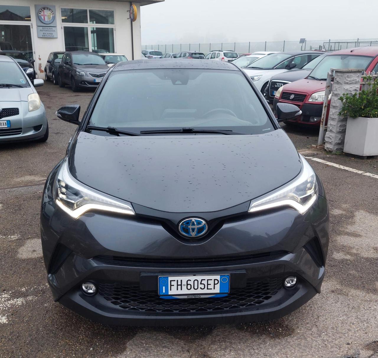 TOYOTA C-HR 1.8 HYBRID