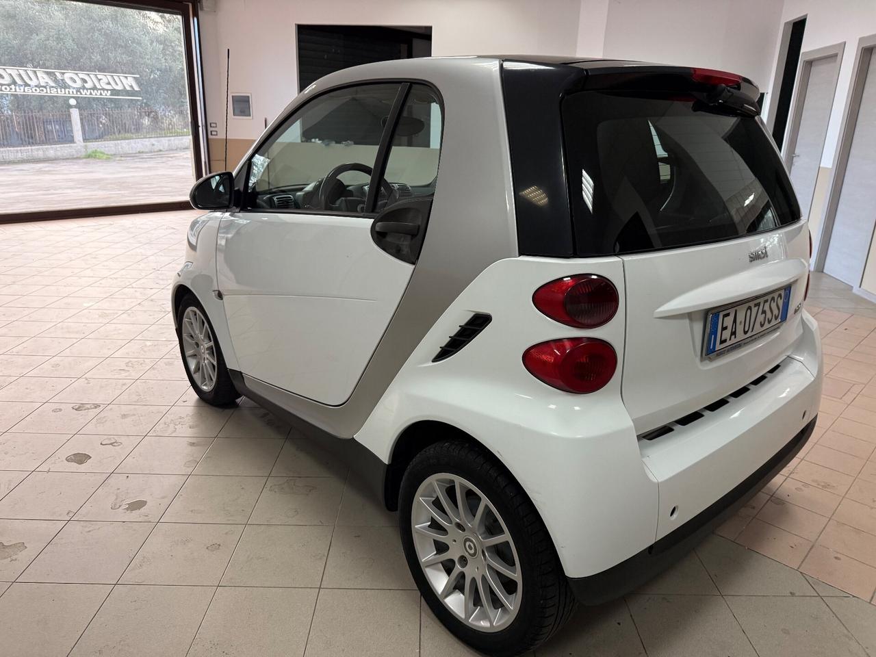 Smart ForTwo 1000 52 kW coupé passion