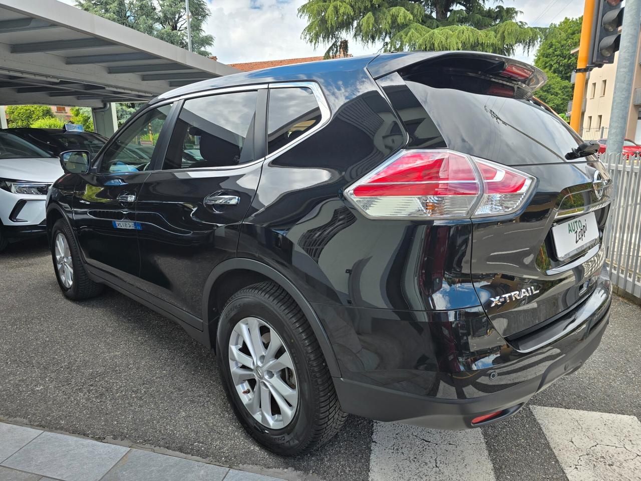 Nissan X-Trail 1.6 DCI 2wd Xtronic / TELECAMERA 360°