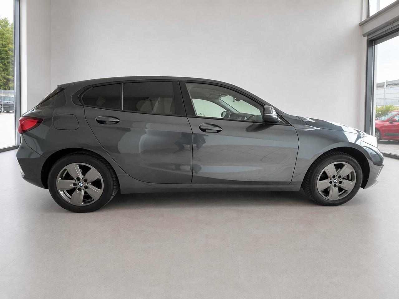 Bmw 116 116d 5p. Business Advantage - 2020