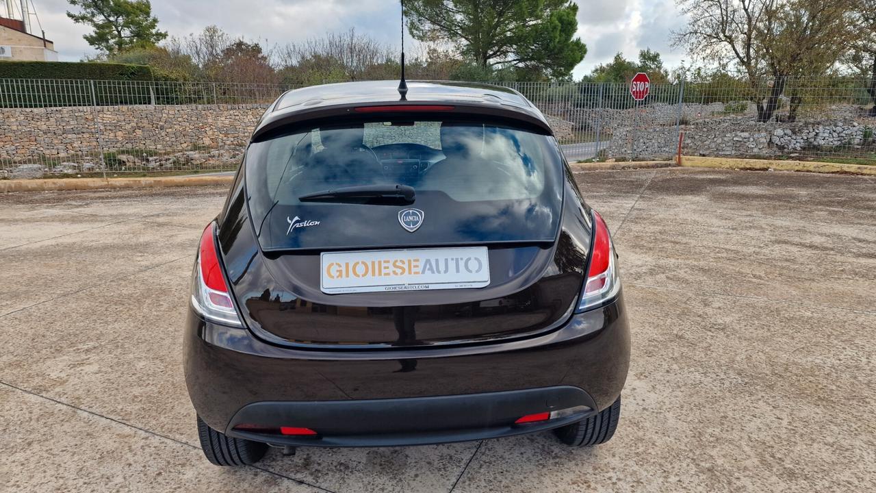 Lancia Ypsilon 1.2 69 CV 5 porte S&S Gold