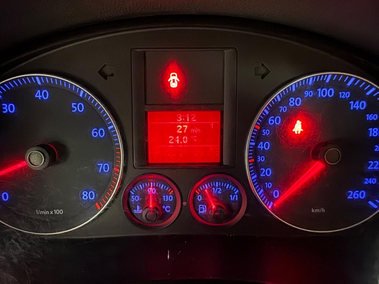 Volkswagen Golf 1.6 16V FSI 5Porte ADATTA NEOPATENTATI
