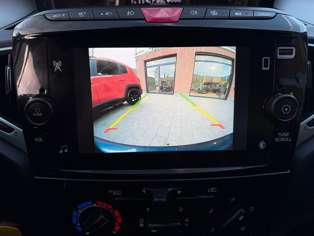 Lancia Ypsilon 1.0 FireFly 5 porte S&S Hybrid Gold
