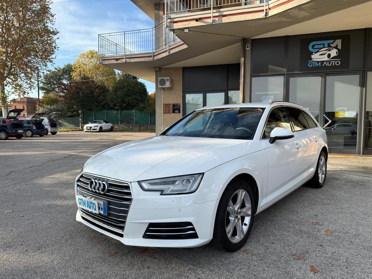 Audi A4 2.0 TDI 150 CV ultra - Automatica