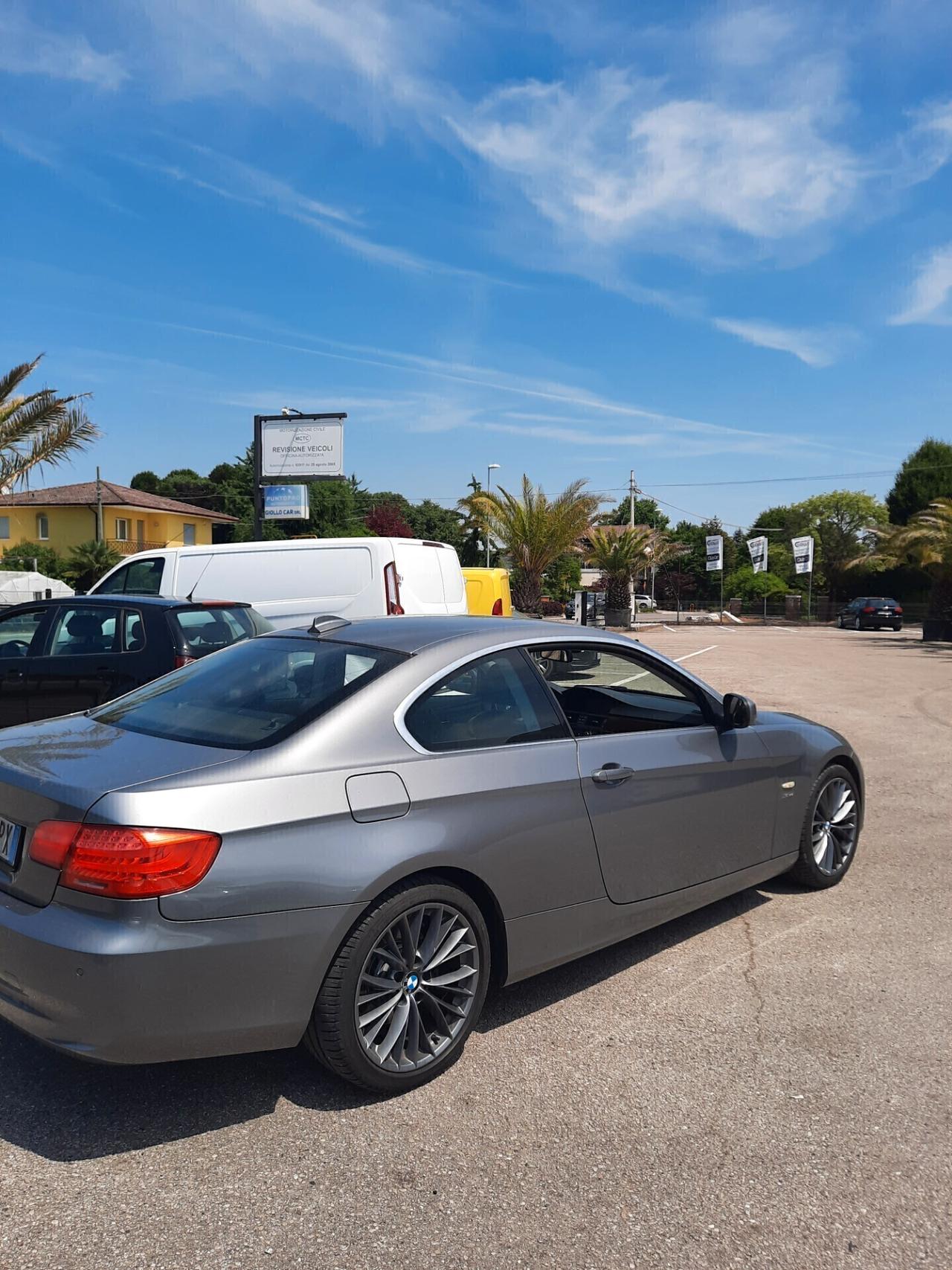 Bmw 320 320d xDrive cat Coupé Futura