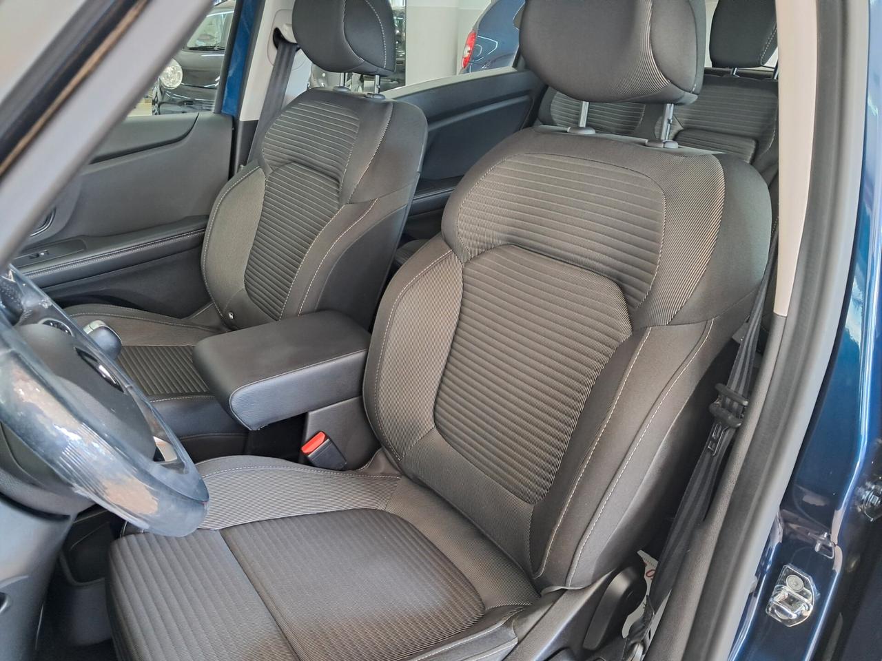 Renault Scenic Scénic dCi 8V 110 CV EDC Energy Intens