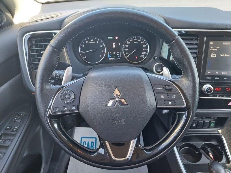 Mitsubishi Outlander Outlander 2.0 4WD GPL Bi-fuel CVT Instyle SDA 7 posti