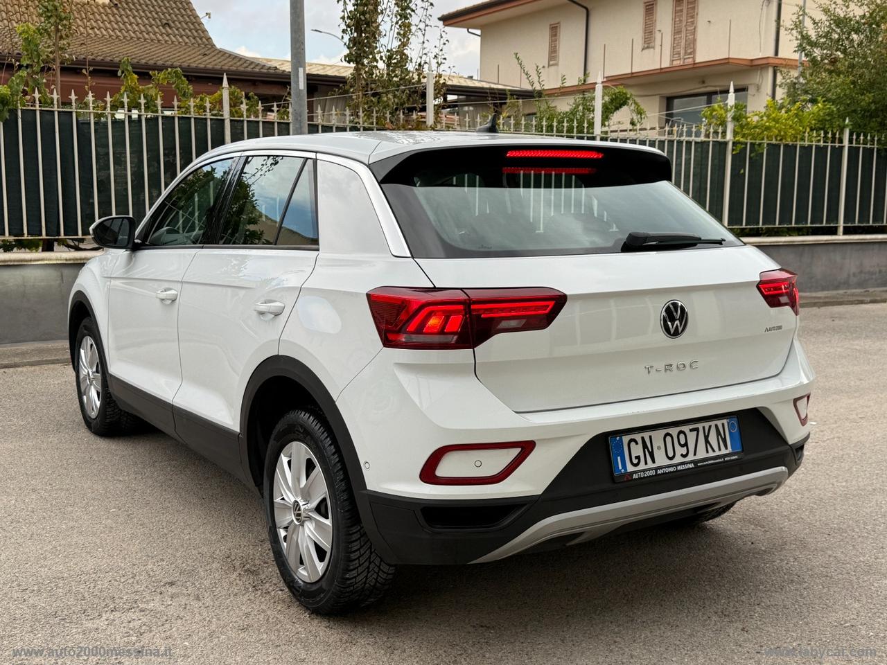 VOLKSWAGEN T-Roc 1.0 TSI Life