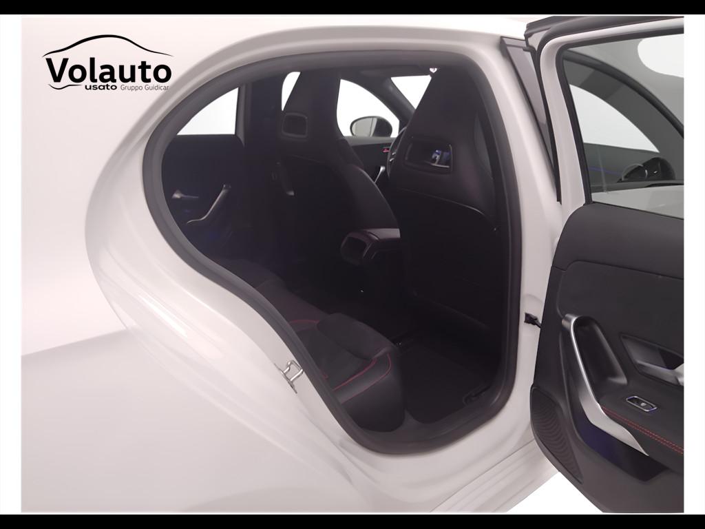 Mercedes-Benz Classe A - W177 2018 - A 180 d Premium auto
