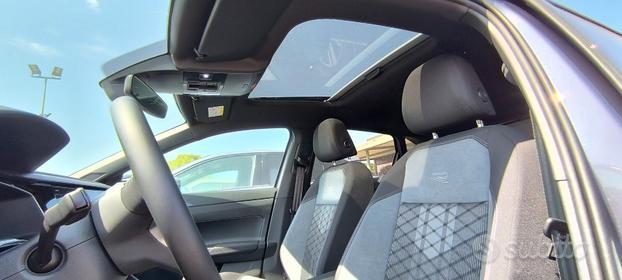 Volkswagen Taigo 1.0 TSI 115 CV DSG R-Line