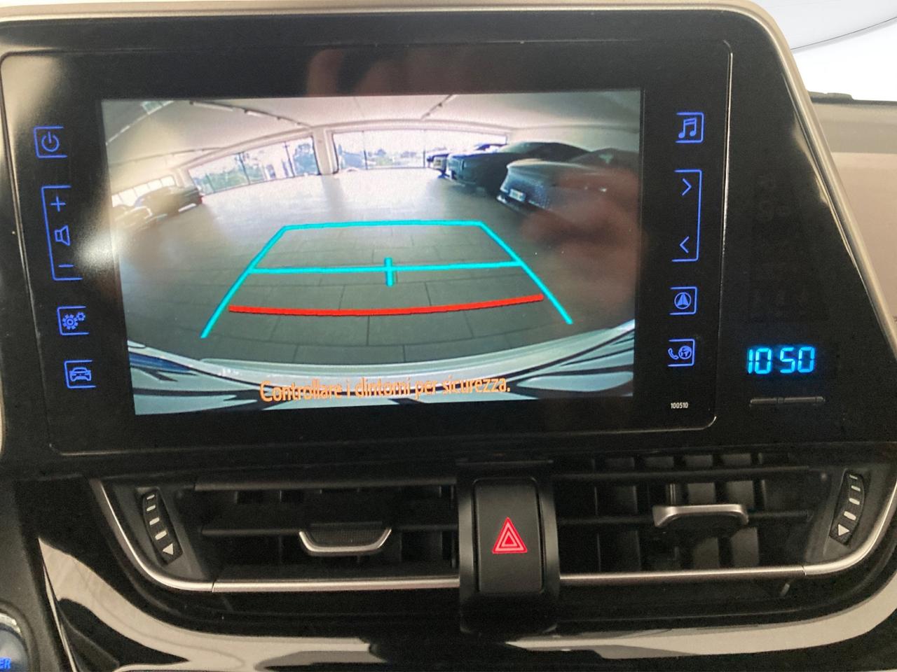TOYOTA C-HR 1.8h Lounge 2wd e-cvt my18