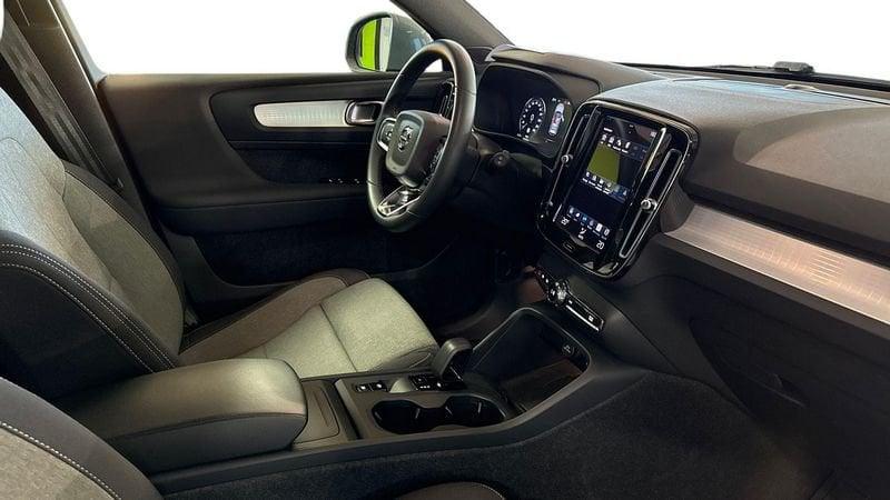 Volvo XC40 N1 T2 Core auto