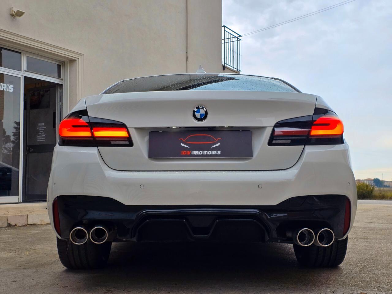 Bmw 520d F10 - LOOK M5 G30 Conversione Completa