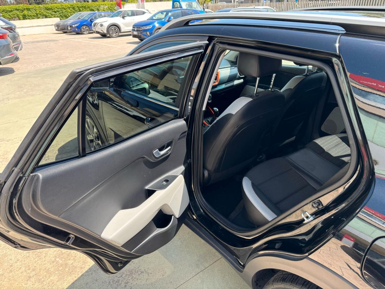 KIA STONIC 1.6 DIESEL 110CV NAVIGATORE