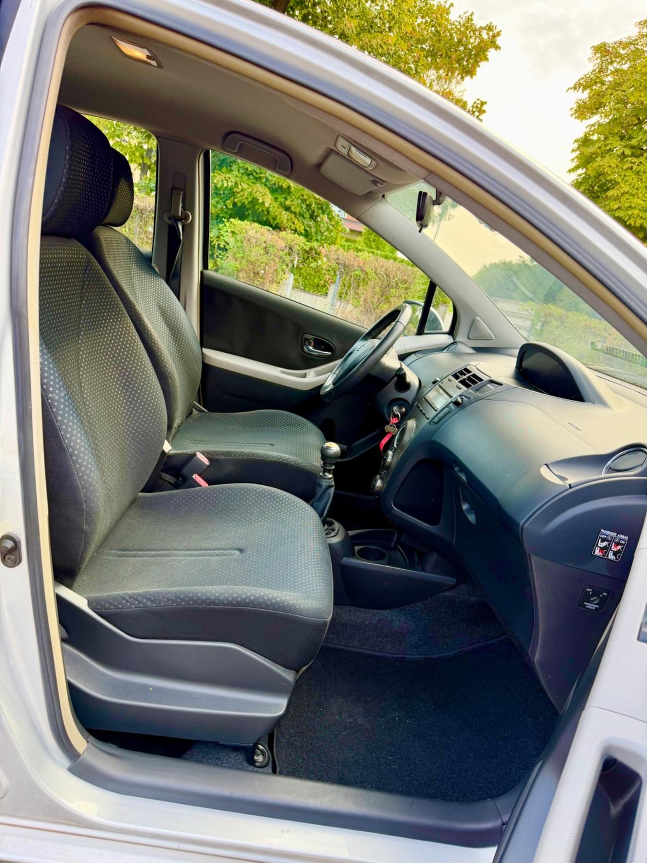 Toyota Auris 1.3 5 porte Active