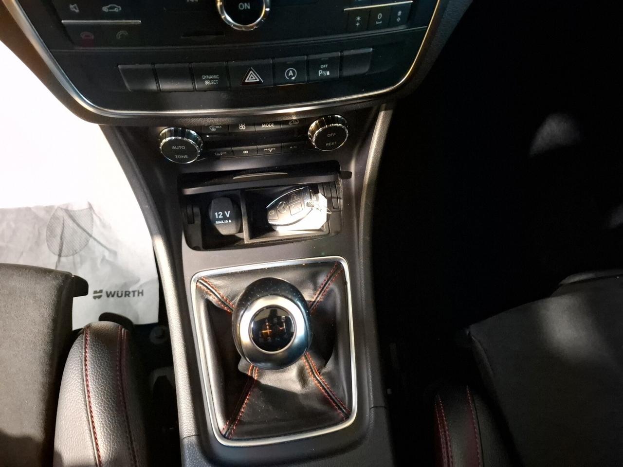 Mercedes-benz GLA 200 GLA 200 d Premium full optional