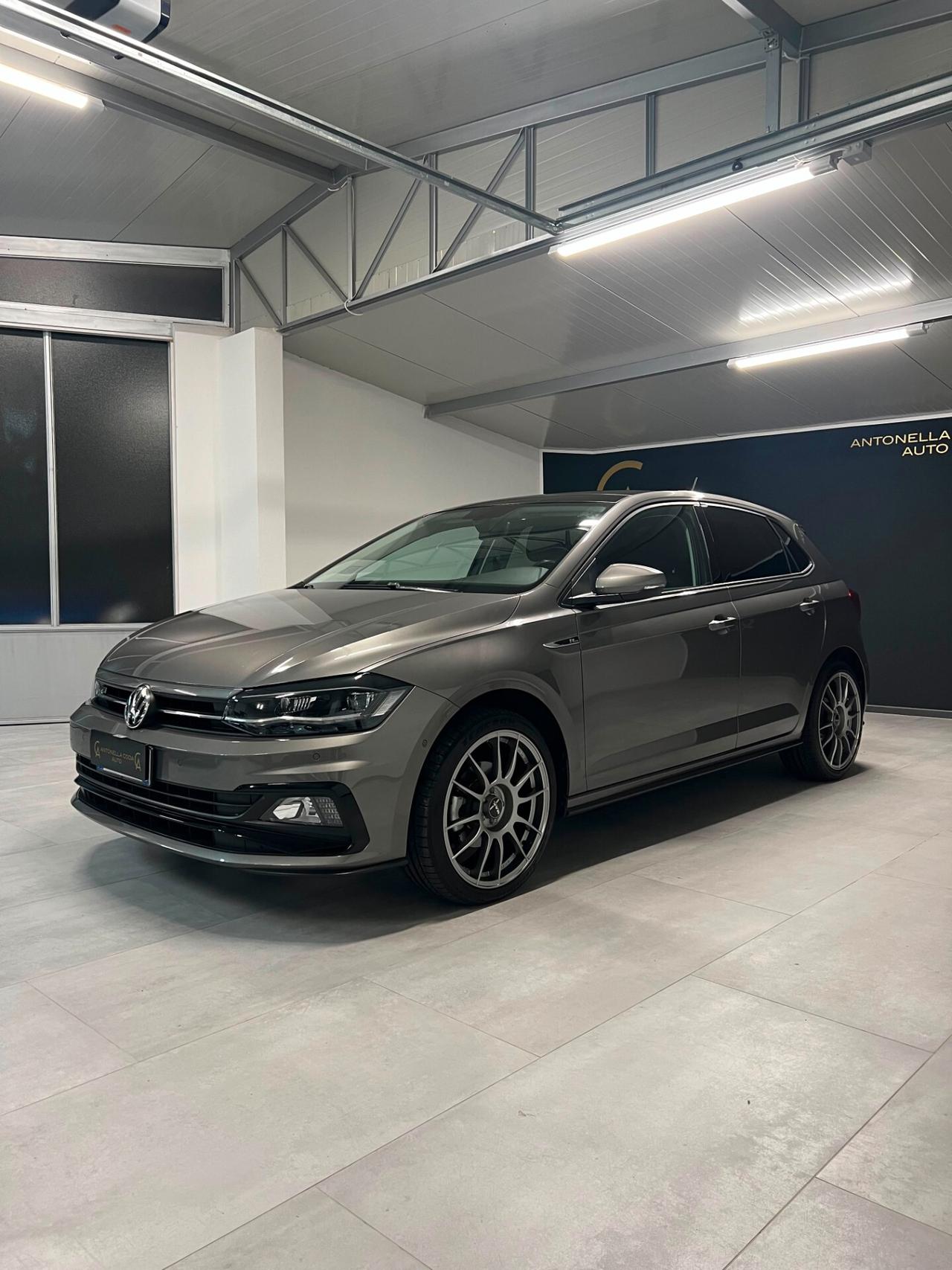 Volkswagen Polo 1.0 TSI DSG R-line -Tetto apribile