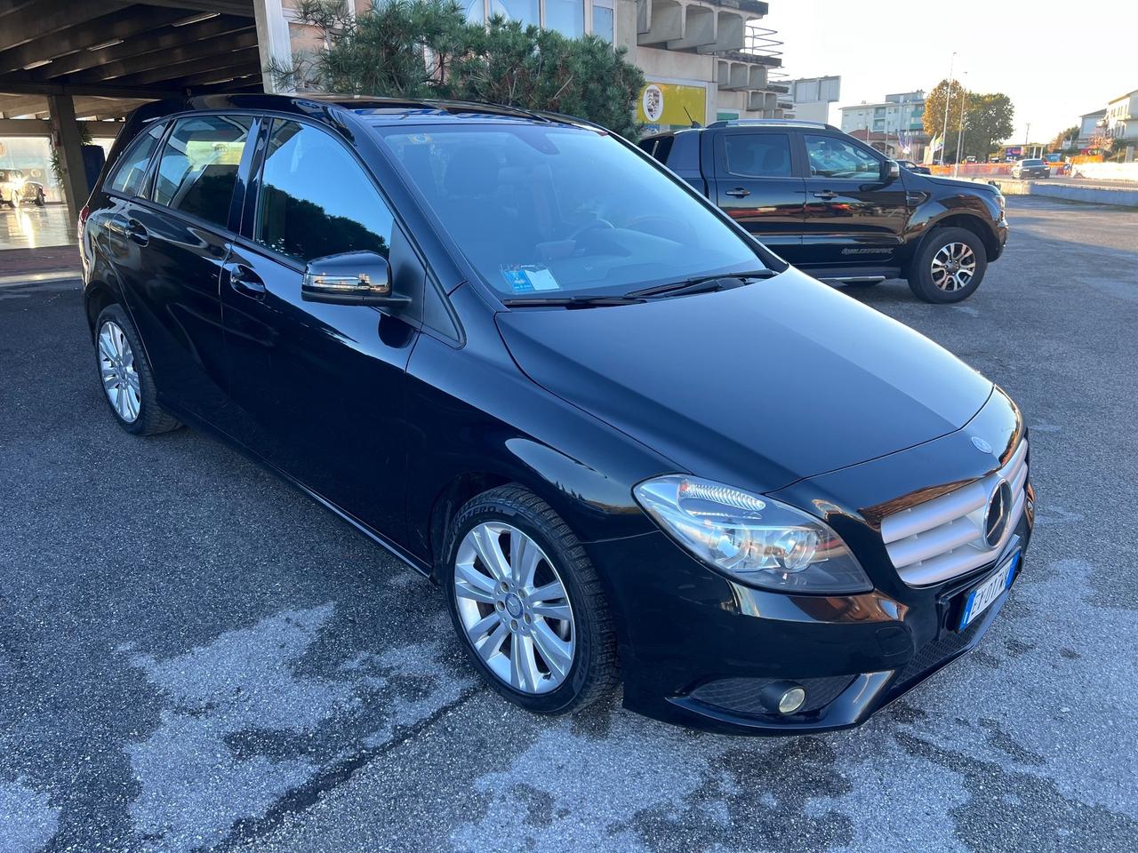 Mercedes-benz B 180 d Automatic Premium