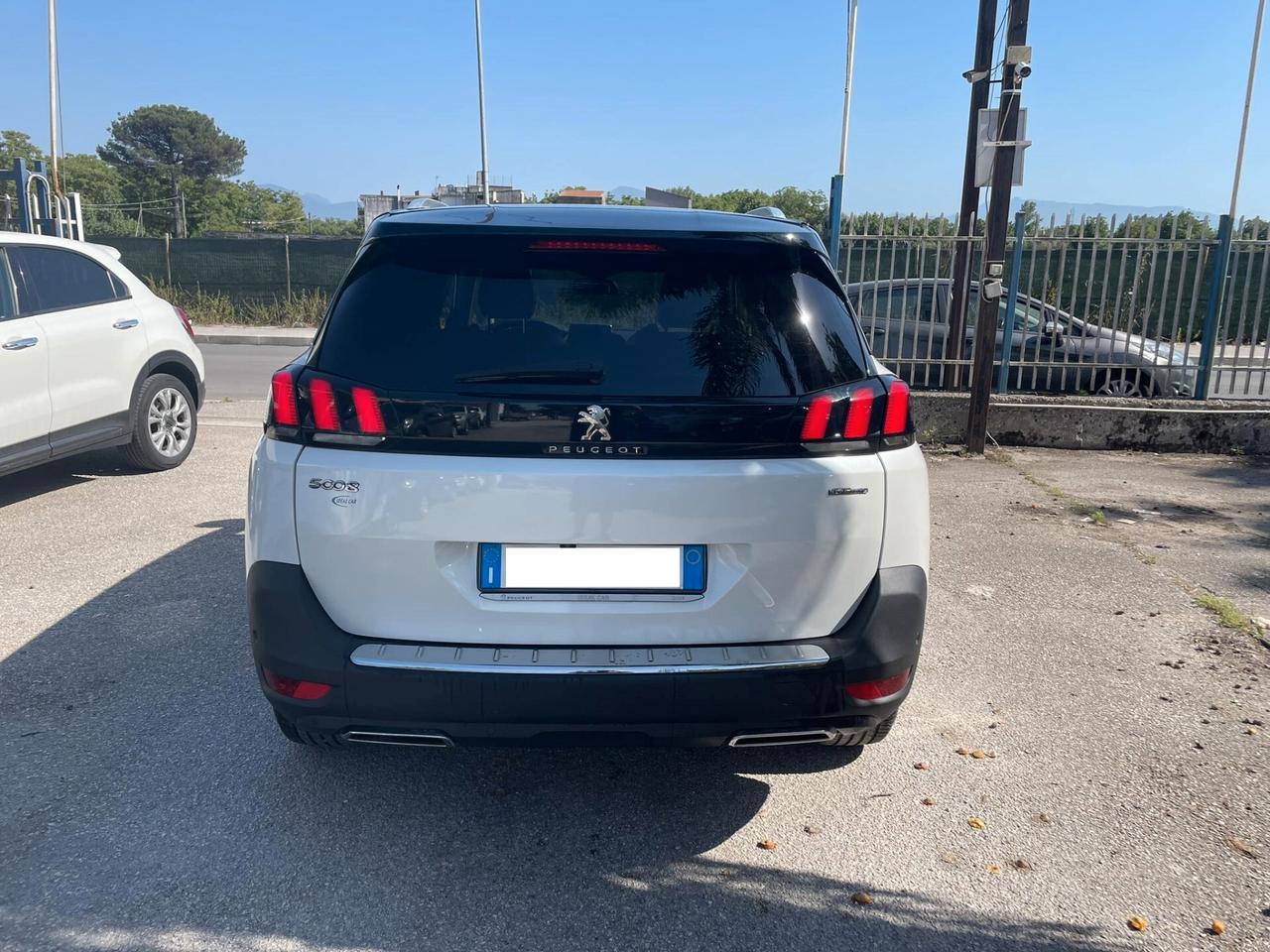 Peugeot 5008 BlueHDi 150 GT LINE - 2017