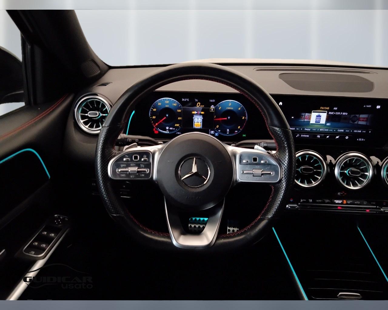 Mercedes-Benz GLB - X247 2019 - GLB 180 d Premium auto