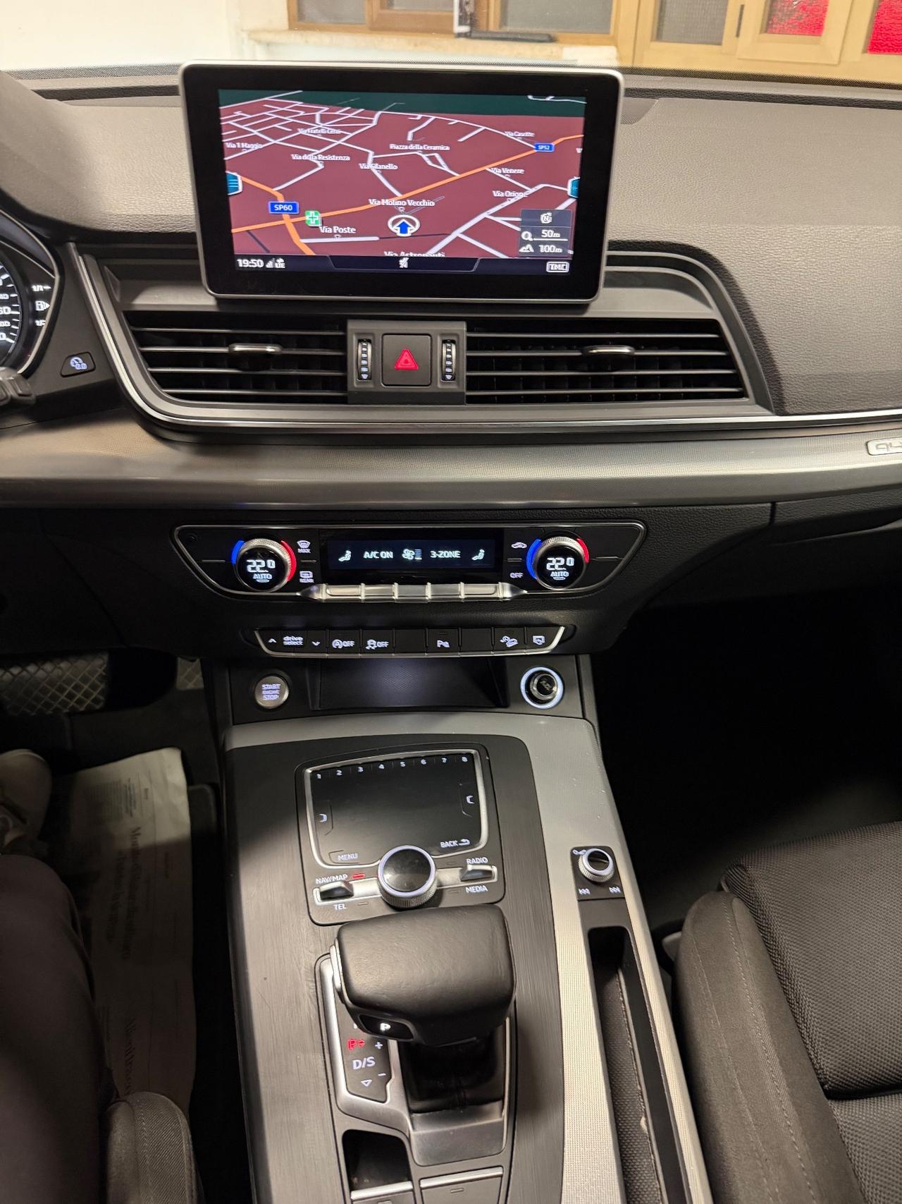 Audi Q5 40 TDI quattro S tronic Business Sport