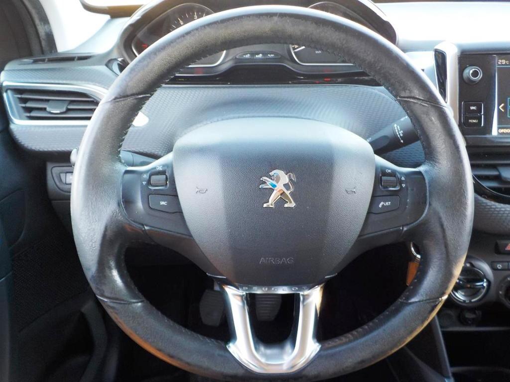 Peugeot 2008 BlueHDi 100 Allure