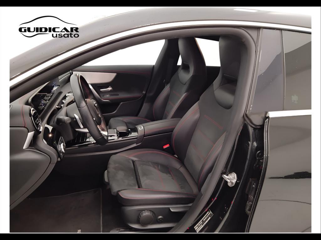 Mercedes-Benz CLA Sh.Brake - X118 - CLA Shooting Brake 200 d Premium auto