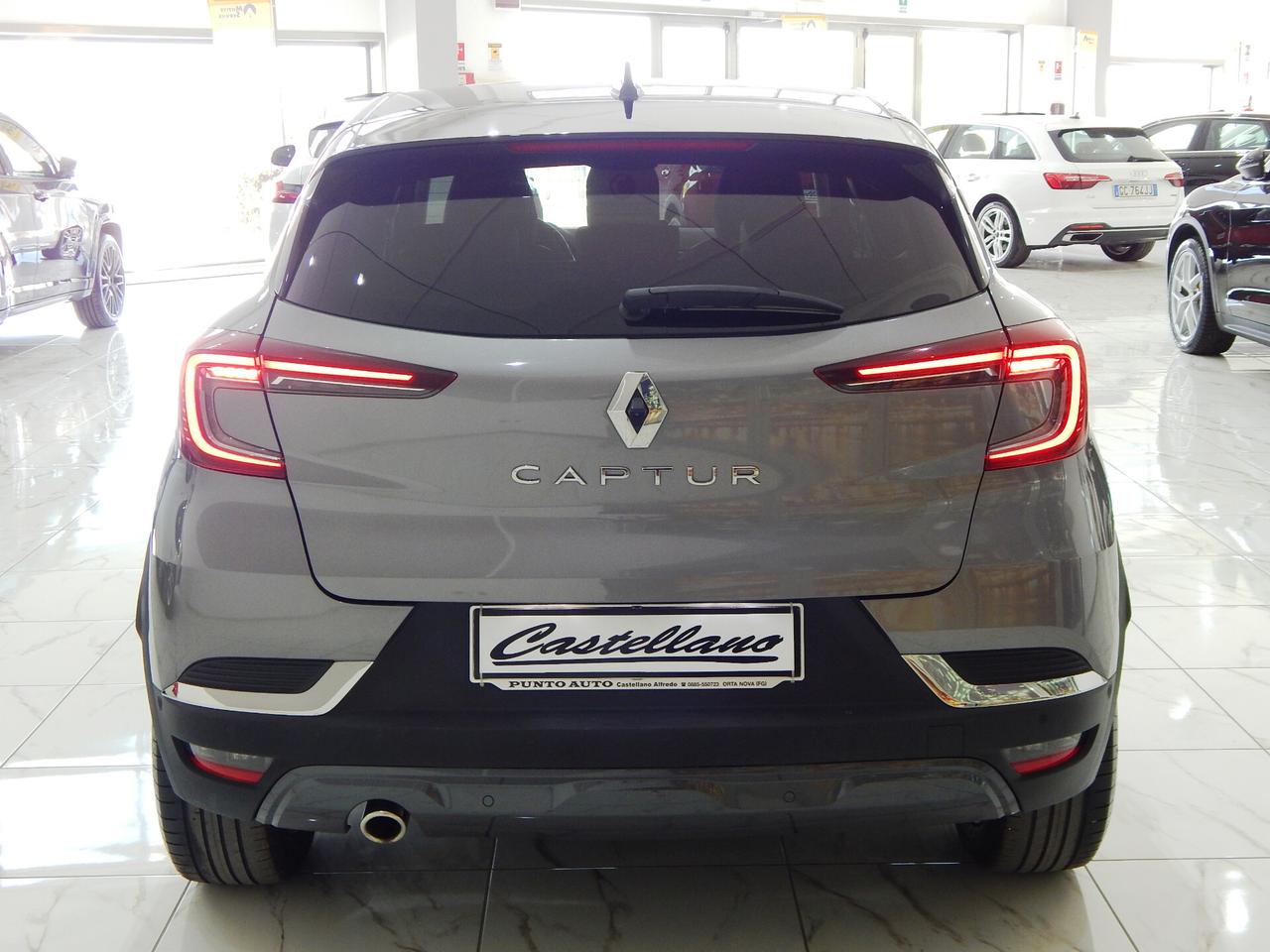 Renault Captur 1.5 dci Initiale Paris 115cv edc NAVI-PELLE-PARK