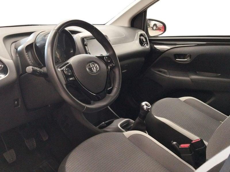 Toyota Aygo 1.0 VVT-i x-play