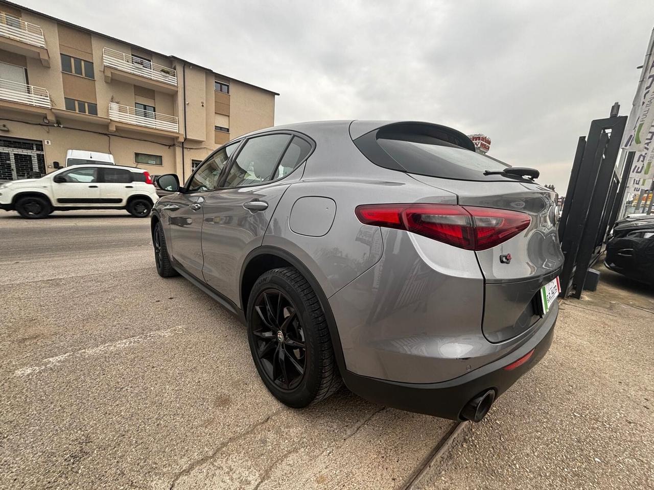 Alfa Romeo Stelvio 2.2 Turbodiesel 210 CV AT8 Q4 Executive