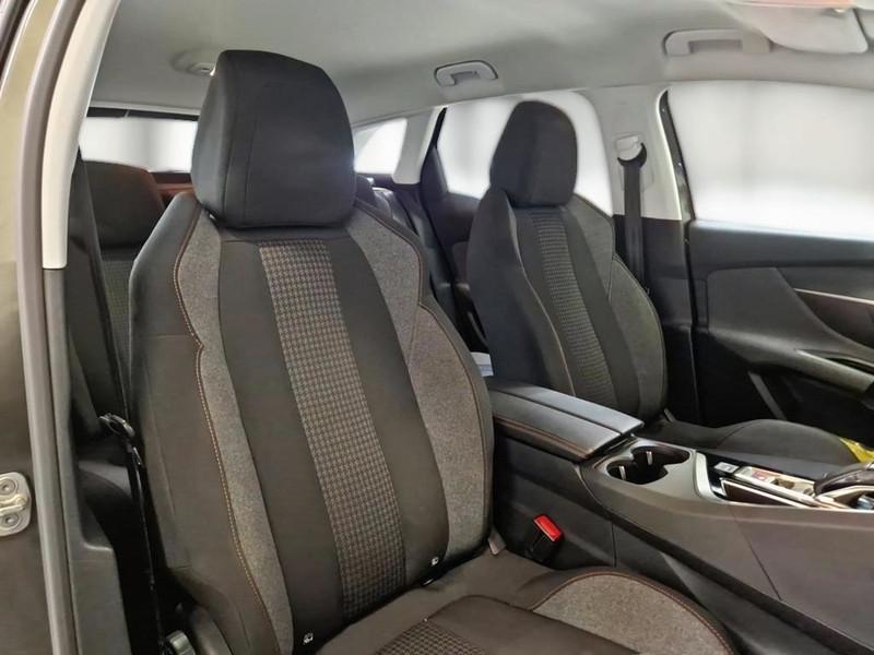 PEUGEOT 3008 BLUEHDI 130 EAT8 SES BUSINESS 5 PORTE SUV