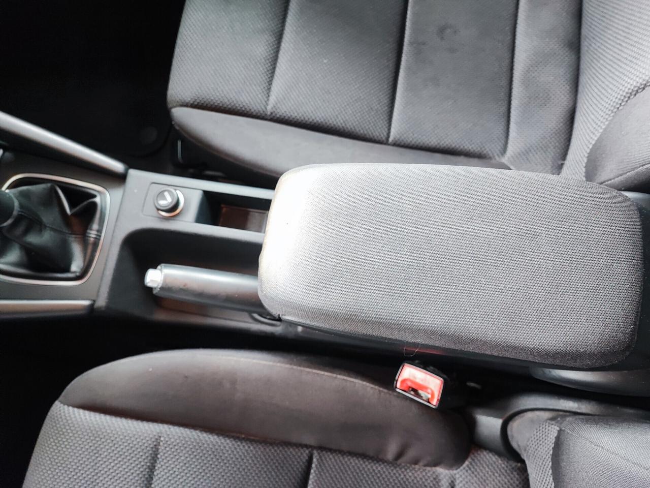 Audi A3 SPB 1.6 TDI 105 CV CR Attraction