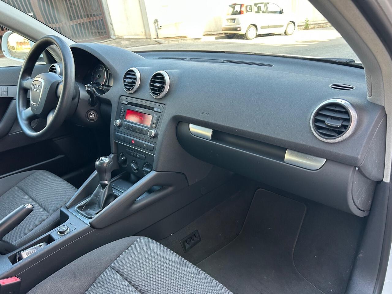 Audi A3 SPB 1.6 TDI tagliandi Audi !!!!’