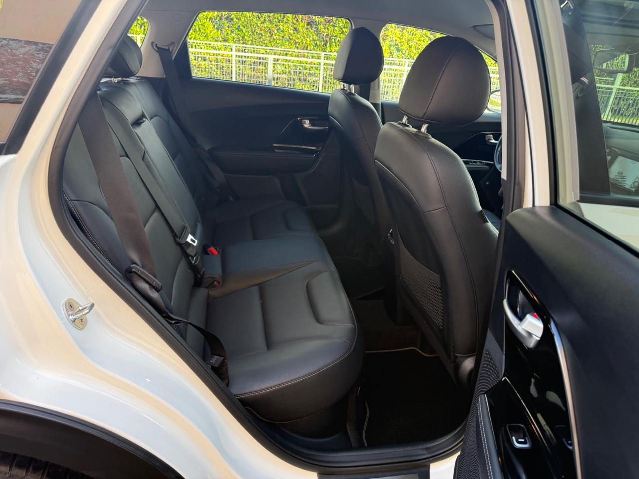 Kia Niro 1.6 GDi DCT HEV Urban..Automatica..