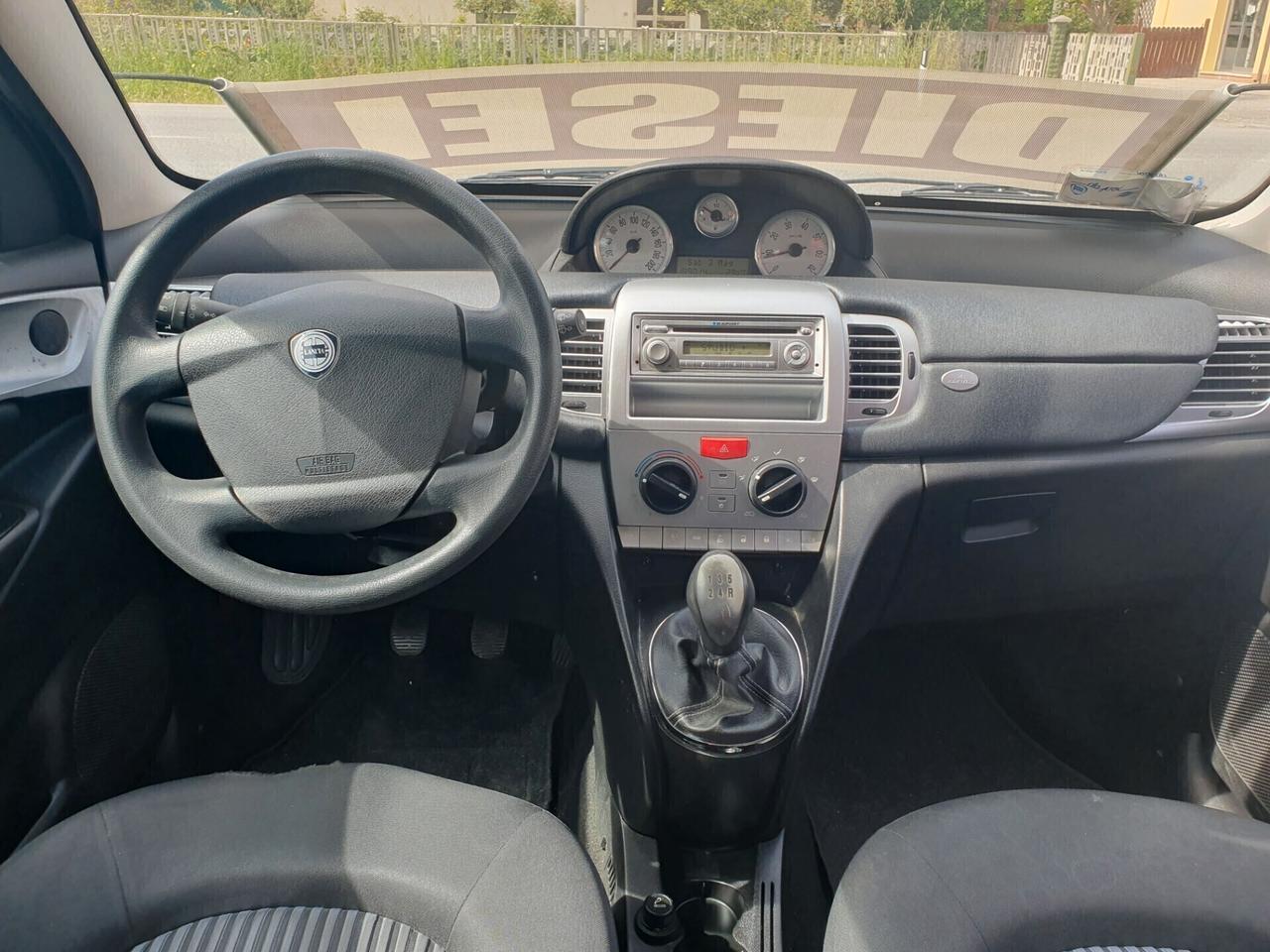 Lancia Ypsilon 1.3 MJT 75 CV Neopatentati 2007