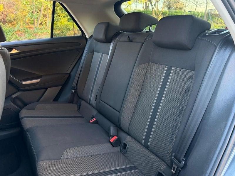 Volkswagen T-Roc T-Roc 1.0 tsi 110cv