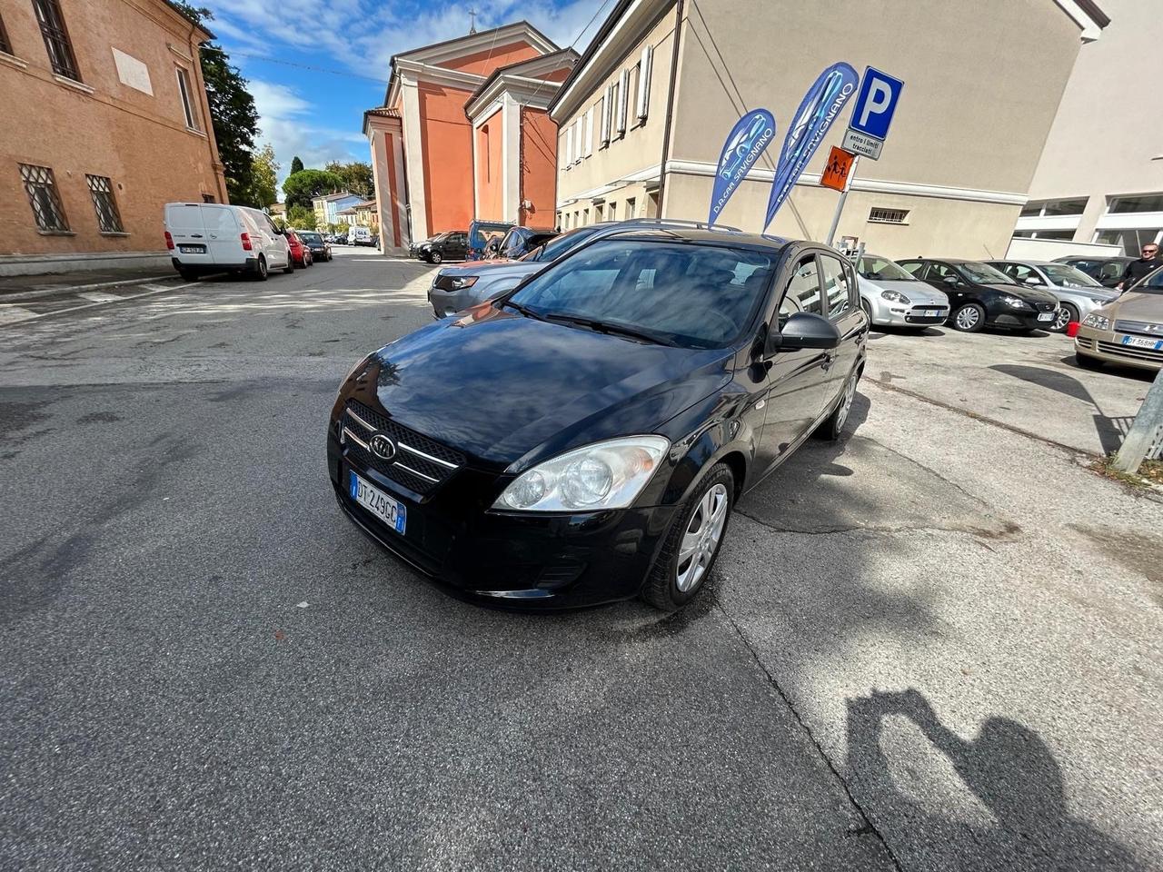 Kia Ceed 1.6 CRDi VGT 90CV 5p. LX NEOPATENTATI