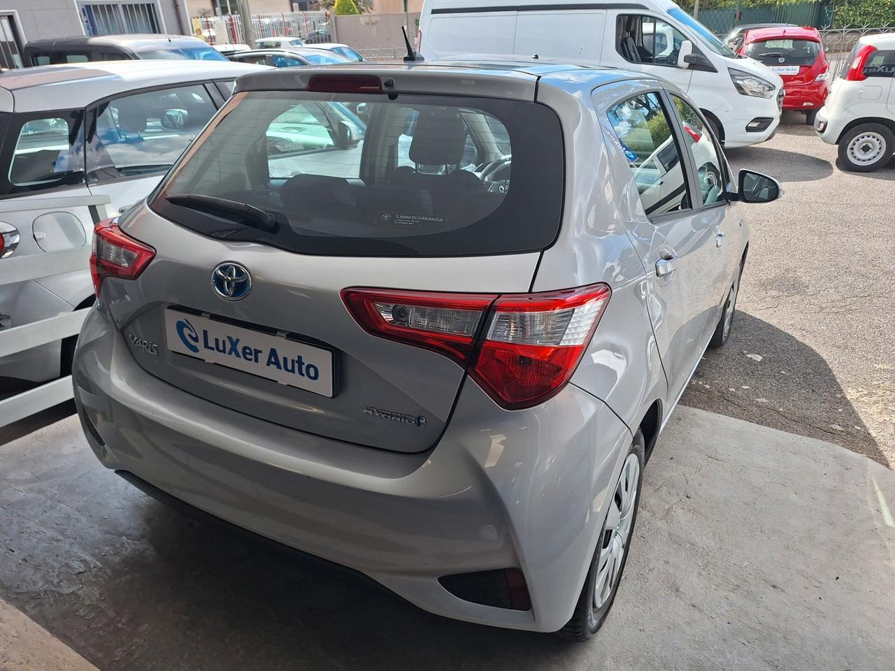 Toyota Yaris 1.5 Hybrid 5 porte Cool