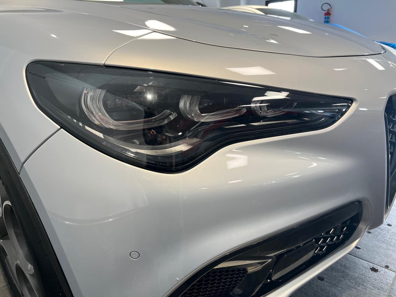 Alfa Romeo Stelvio 2.2 Turbodiesel 160 CV AT8 RWD Sprint
