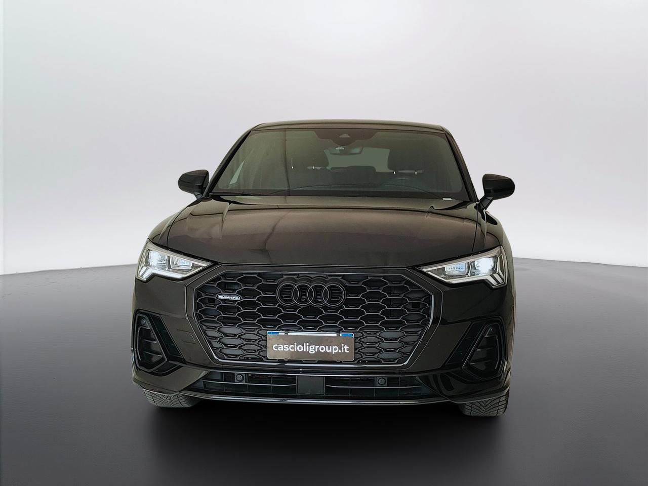 AUDI Q3 I 2019 Sportback - Q3 Sportback 35 2.0 tdi S line edition quattro s-tronic