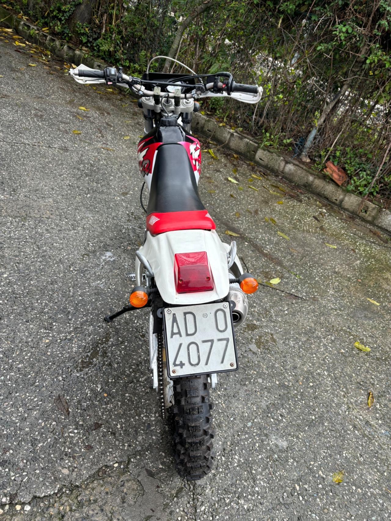 Yamaha TT600 R