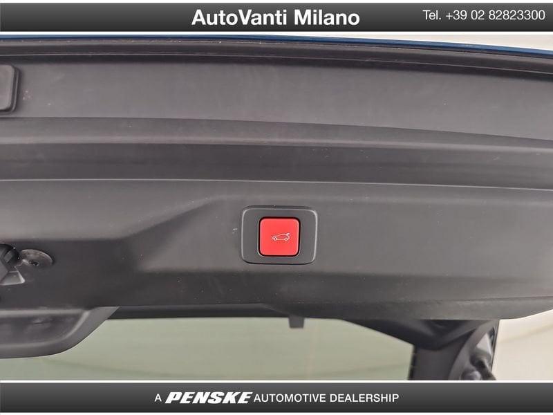 Peugeot e-3008 e 210cv 73 kWh GT