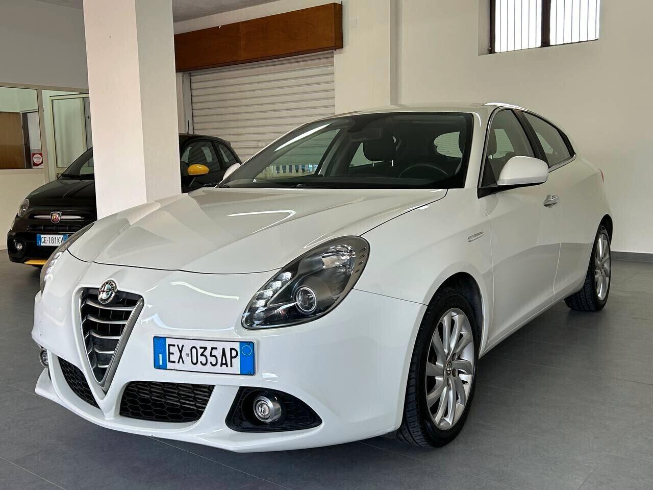 Alfa Romeo Giulietta 1.6 JTDm-2 105 CV Distinctive