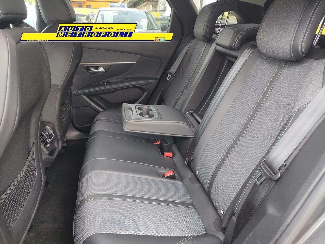 Peugeot 3008 1.5 130cv BlueHDi S&S EAT8 Allure Pack (Autom.)