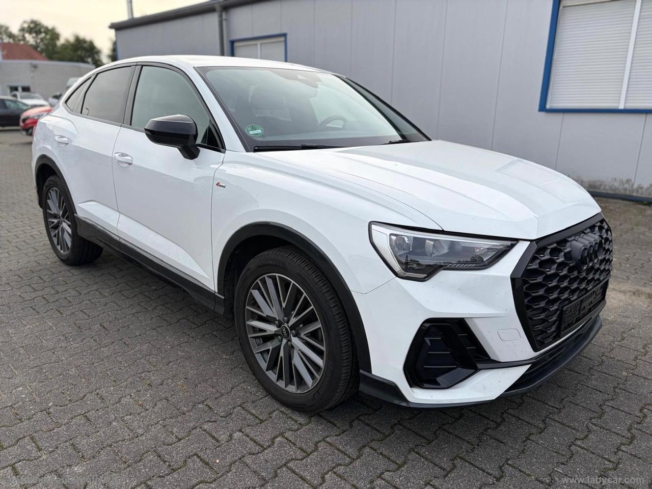 AUDI Q3 SPORTBACK 2.0TDI S-LINE BLACK EDITION